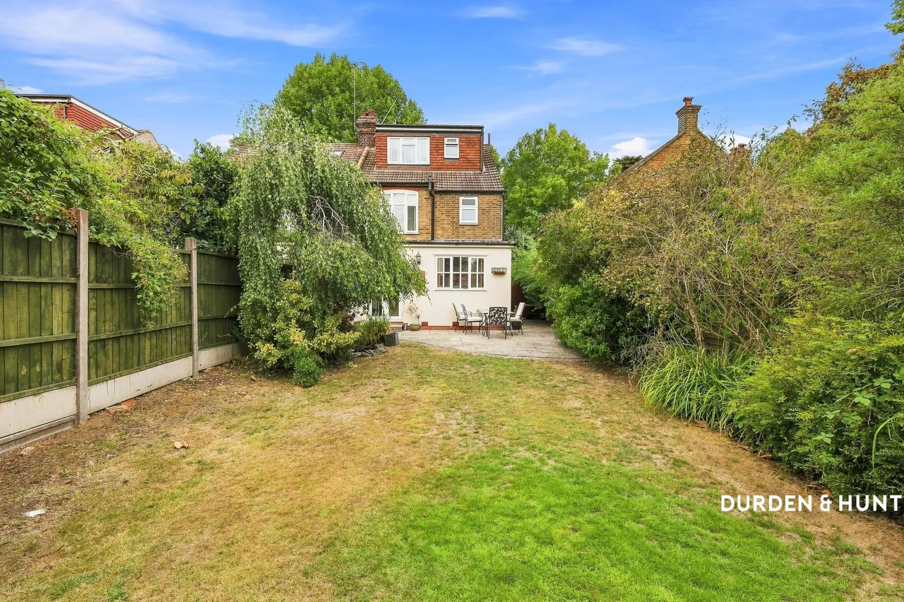 Main Road, Romford, RM1, photo 22