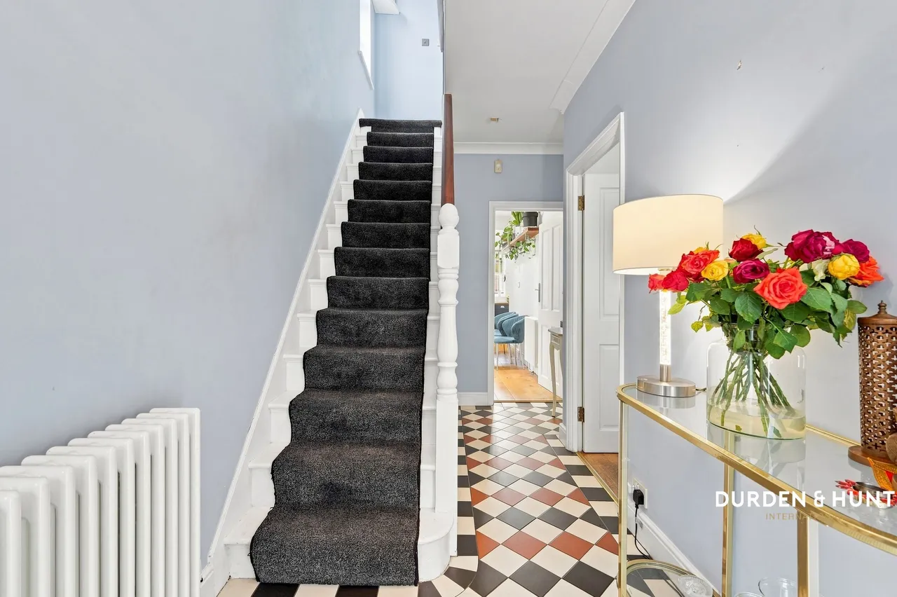Main Road, Romford, RM1, photo 9