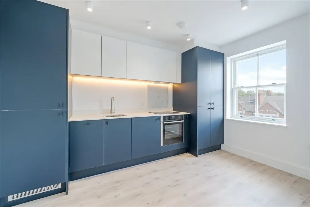 2 bed flat to rent — Mitcham Lane, London, SW16