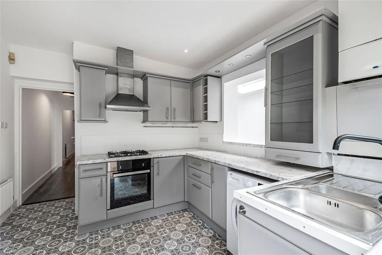 Penwortham Road, Furzedown, photo 6