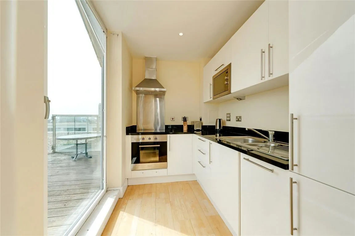 Denison House, London, photo 3