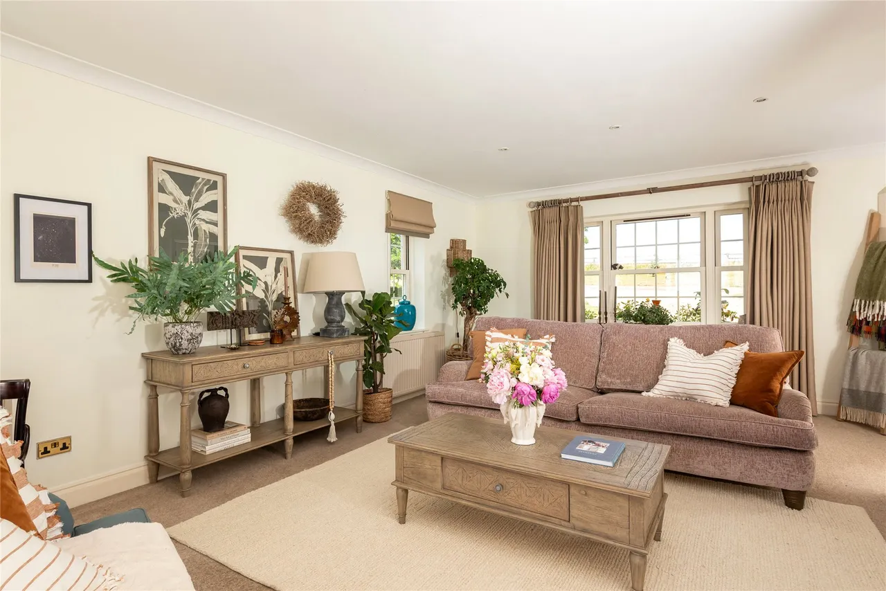 Goodens Lane, Great Doddington, NN29, photo 8