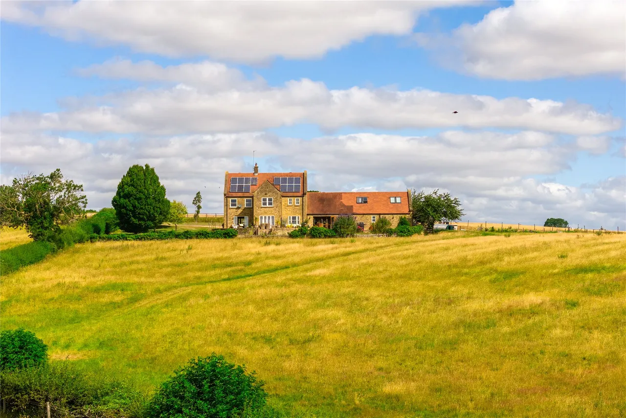 Goodens Lane, Great Doddington, NN29, photo 17