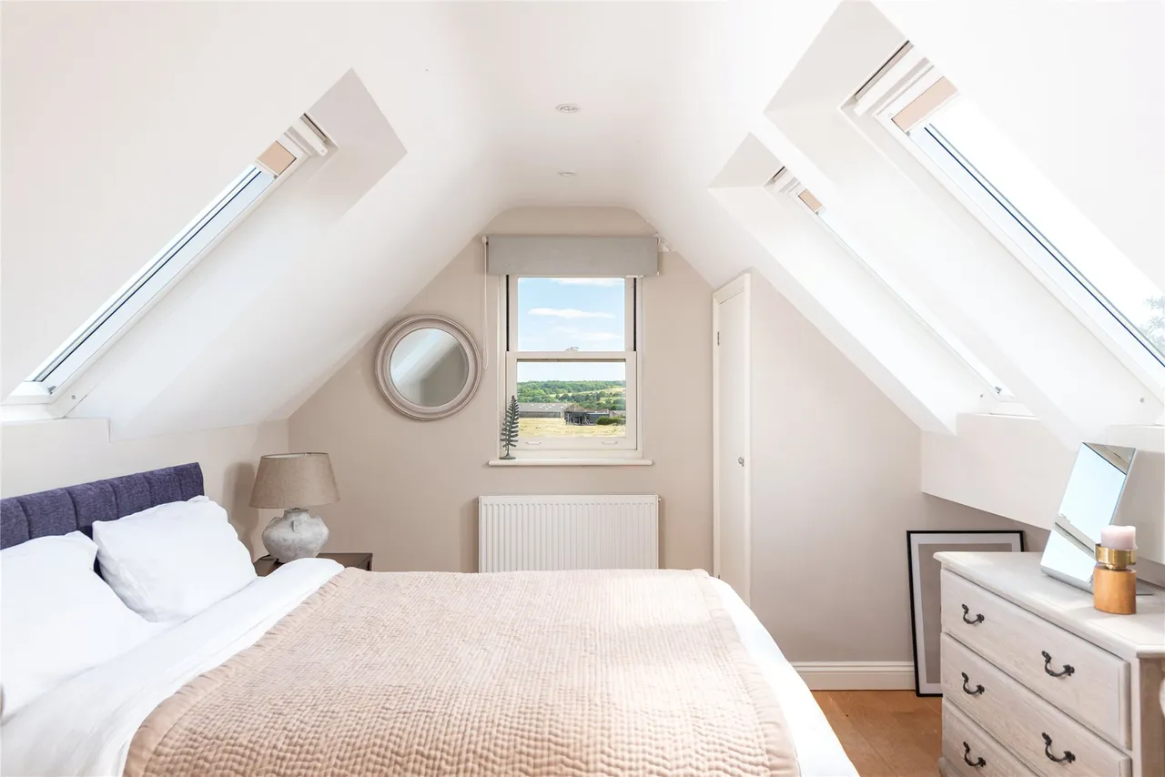 Goodens Lane, Great Doddington, NN29, photo 13
