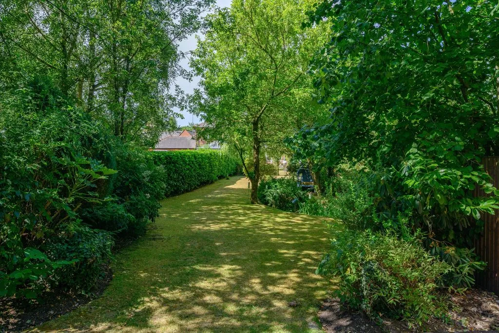 Wildhill Road, Essendon AL9 6DN, photo 29