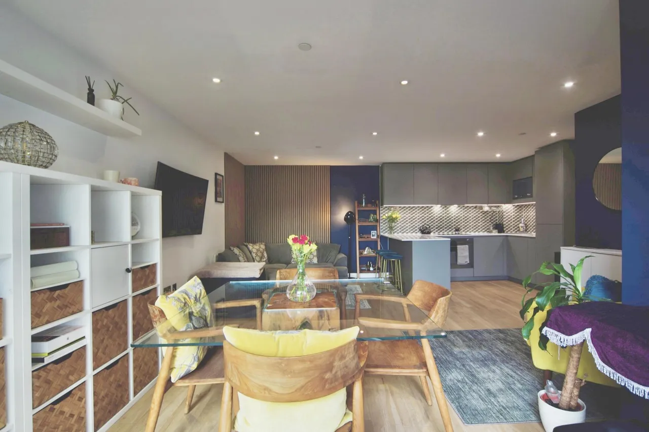 Caversham Road, London, NW9, photo 9