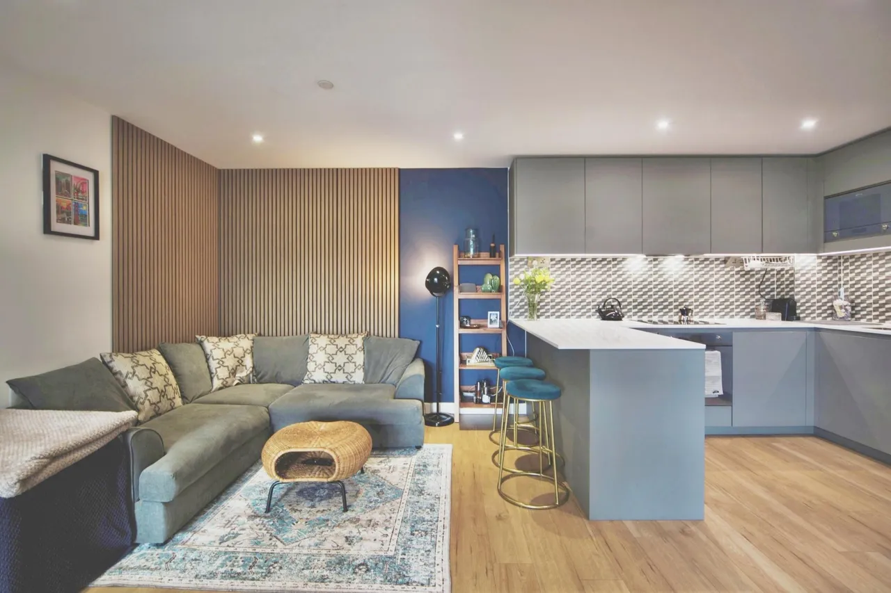 Caversham Road, London, NW9, photo 7