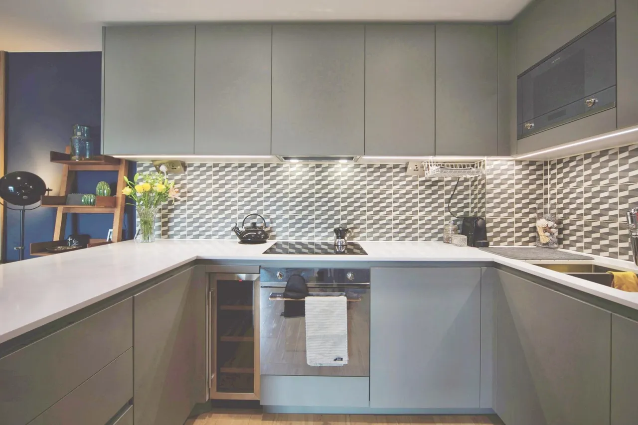 Caversham Road, London, NW9, photo 4