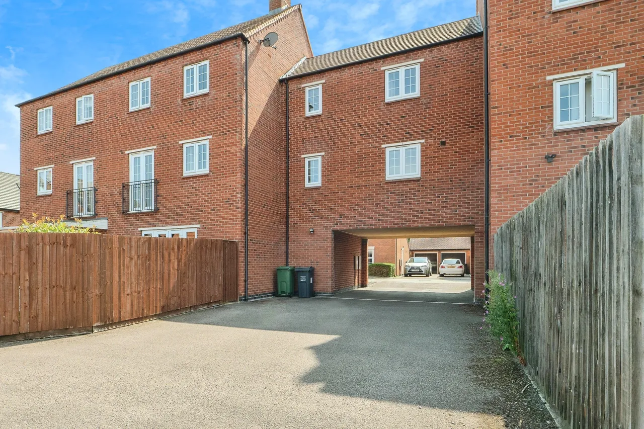 Edward Phillipps Road, Hathern, LE12, photo 11