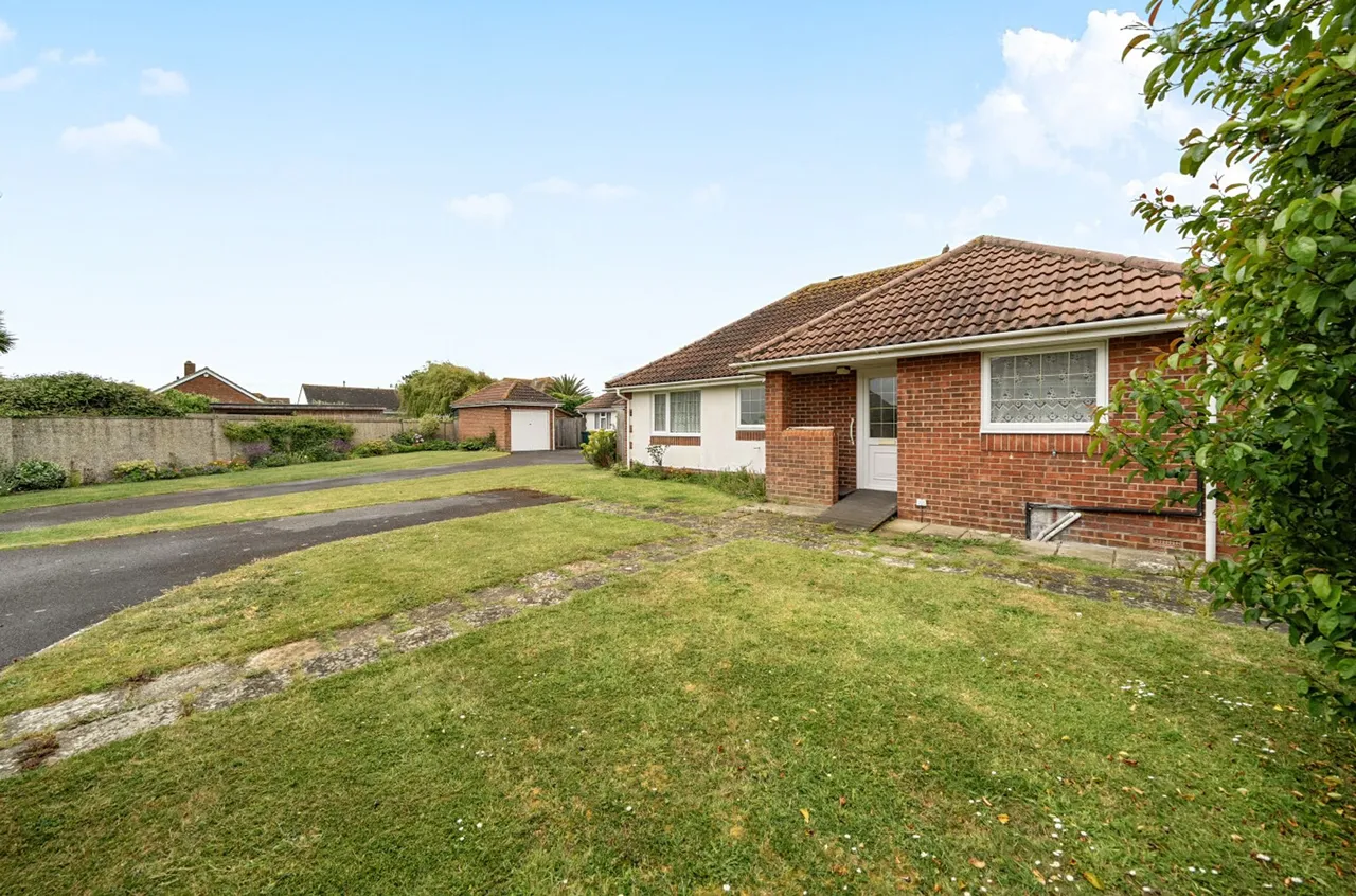 Owers Way, West Wittering, PO20, photo 26
