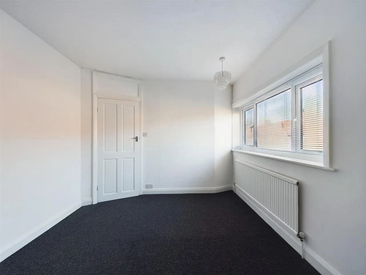Broom Walk, Scarborough, Scarborough YO12 6LU, photo 5