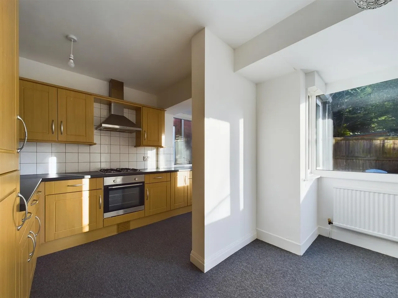 Broom Walk, Scarborough, Scarborough YO12 6LU, photo 12