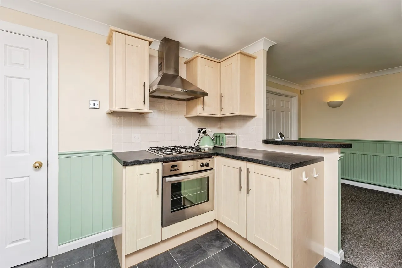 Northfield Drive, Pontefract, photo 10