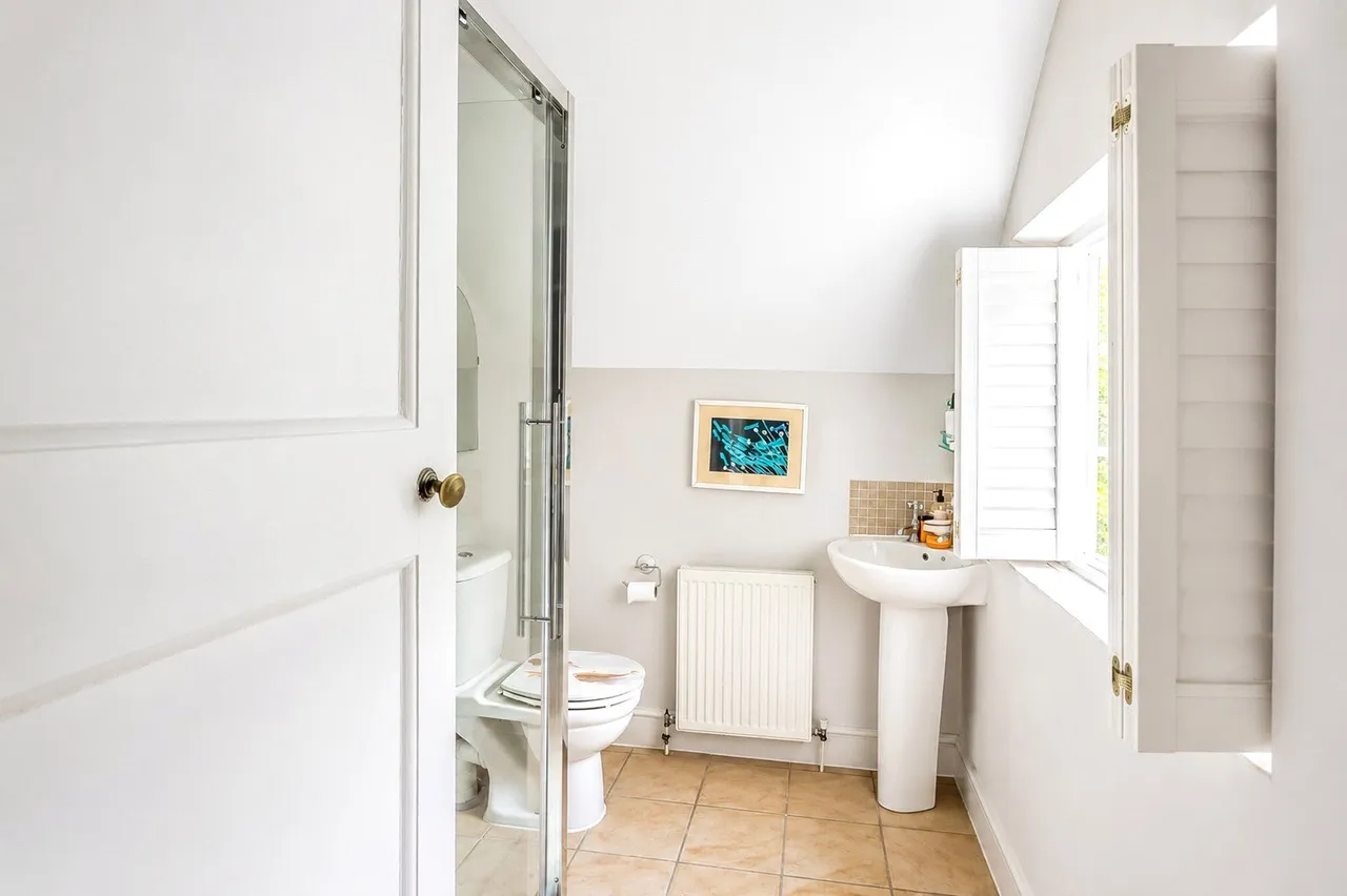 Hook Road, North Warnborough, Hook, Hampshire, RG29 1EU, photo 12