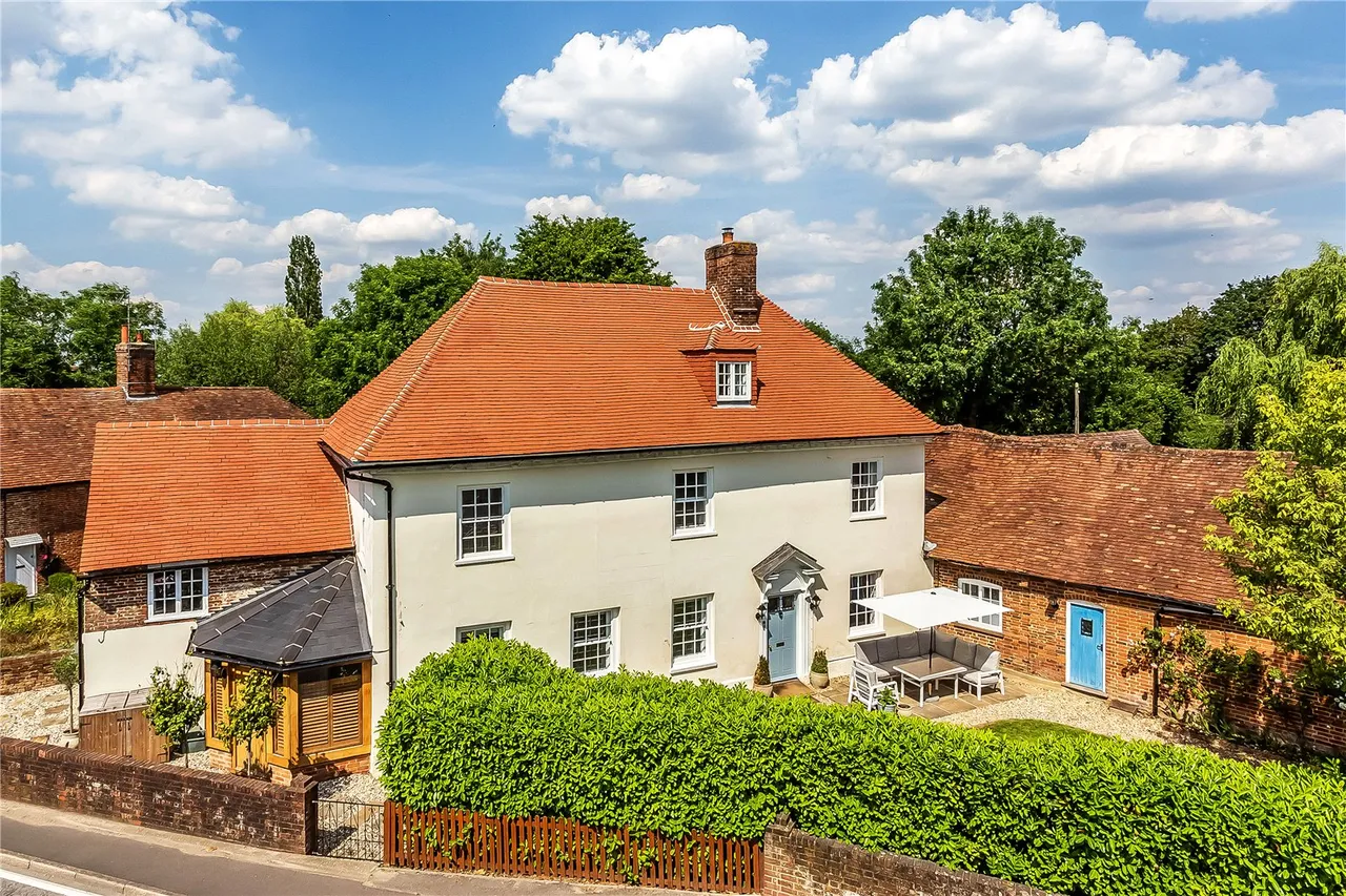 Hook Road, North Warnborough, Hook, Hampshire, RG29 1EU, photo 8