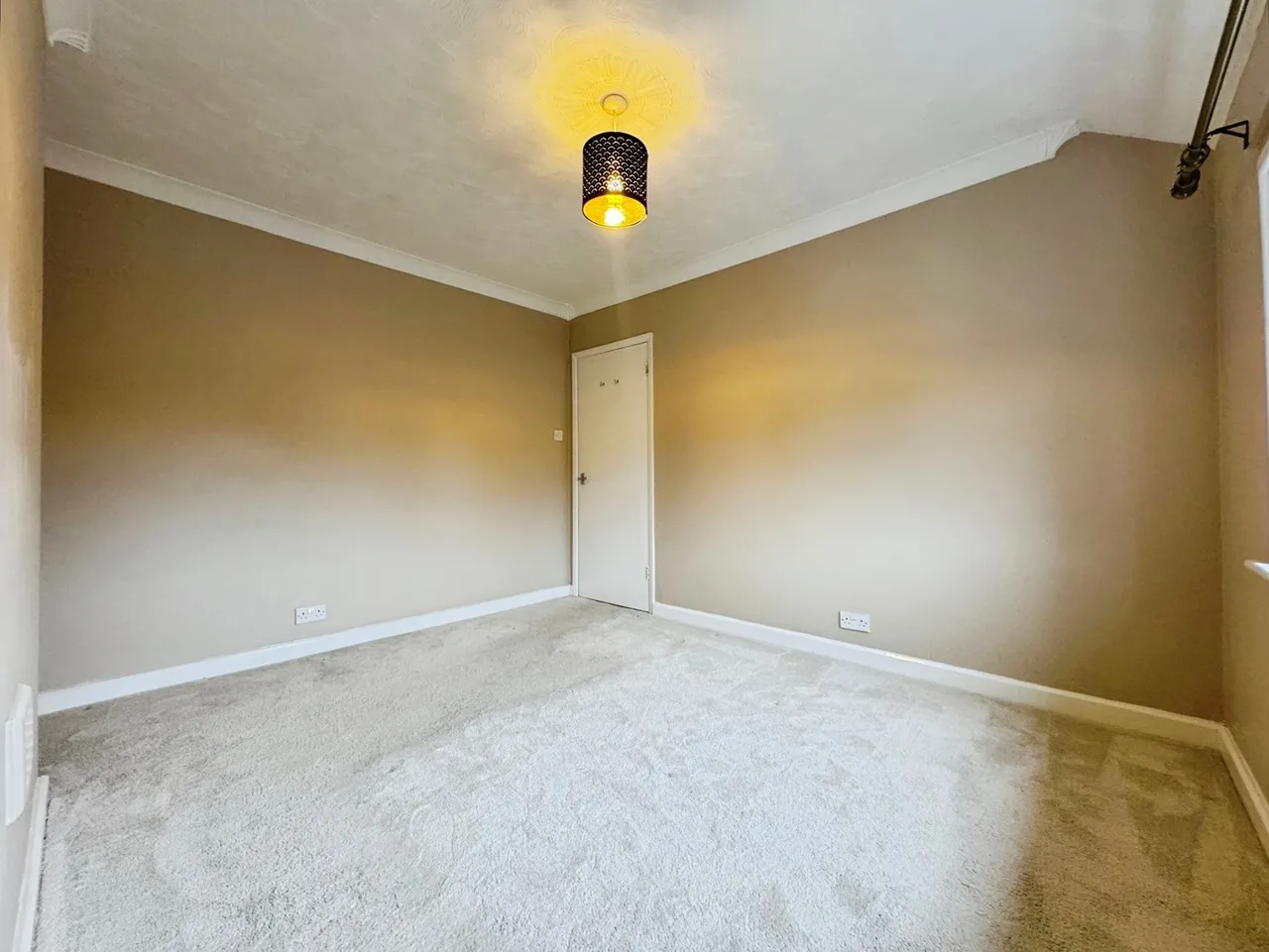 Wellington Terrace, Basingstoke, RG23, photo 7