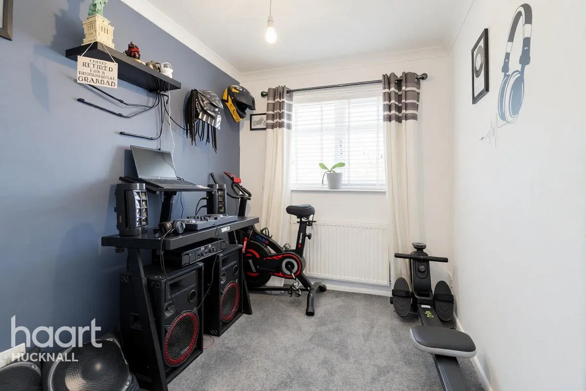 Bethal Gardens, Nottingham, NG15, photo 9