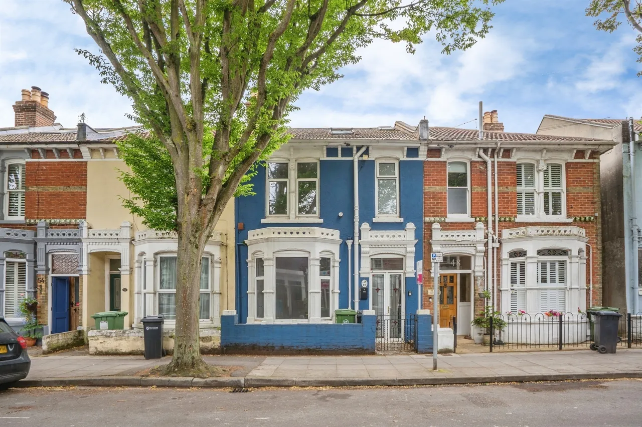 4 bed house for sale — Frensham Road, Southsea