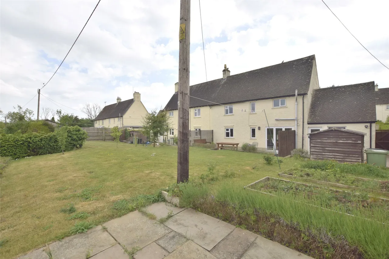 Crossfields Estate, Gloucestershire, Andoversford, GL54 4LE, photo 17
