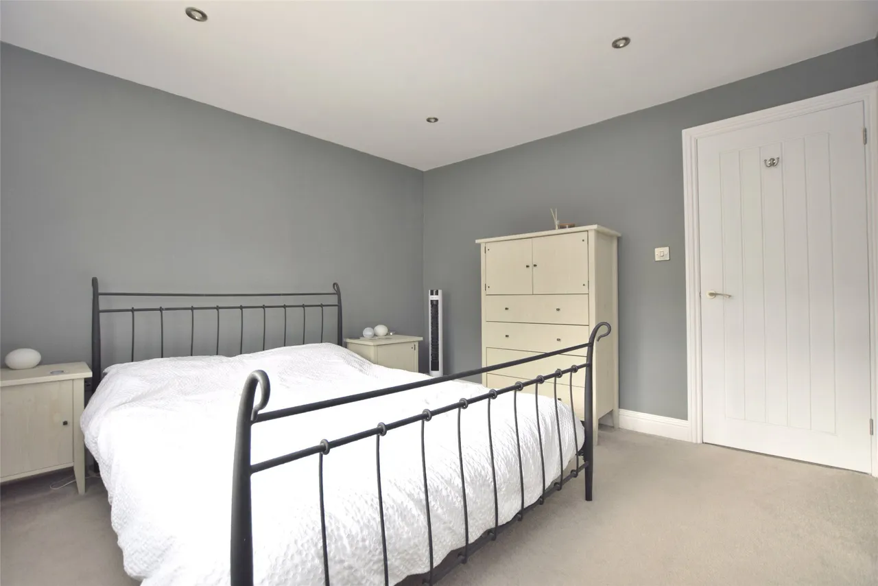 Crossfields Estate, Gloucestershire, Andoversford, GL54 4LE, photo 14