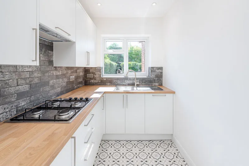 Chobham Road, Ottershaw KT16 0NN, photo 4