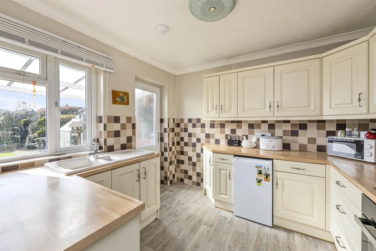 Goring Way, Goring-By-Sea, Worthing, photo 4