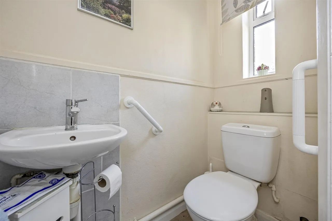 Goring Way, Goring-By-Sea, Worthing, photo 9
