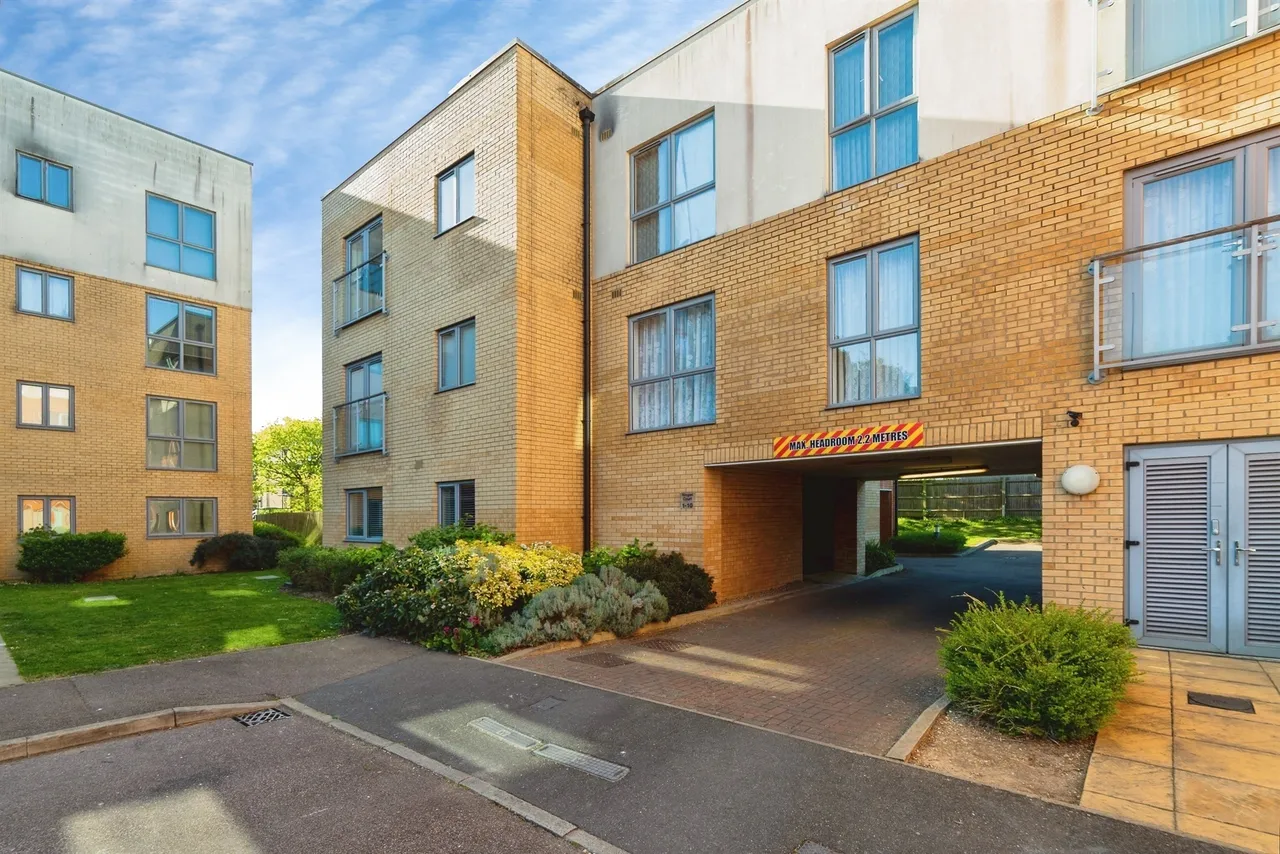 Admiral Drive, Stevenage, SG1, photo 11