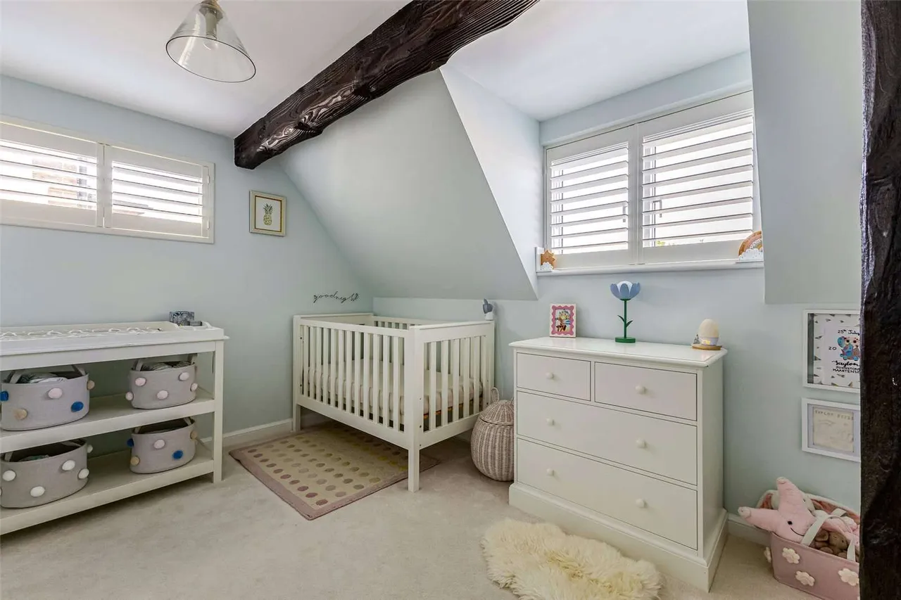 Lower Road, Loosley Row, Princes Risborough, Buckinghamshire, HP27 0PE, photo 9