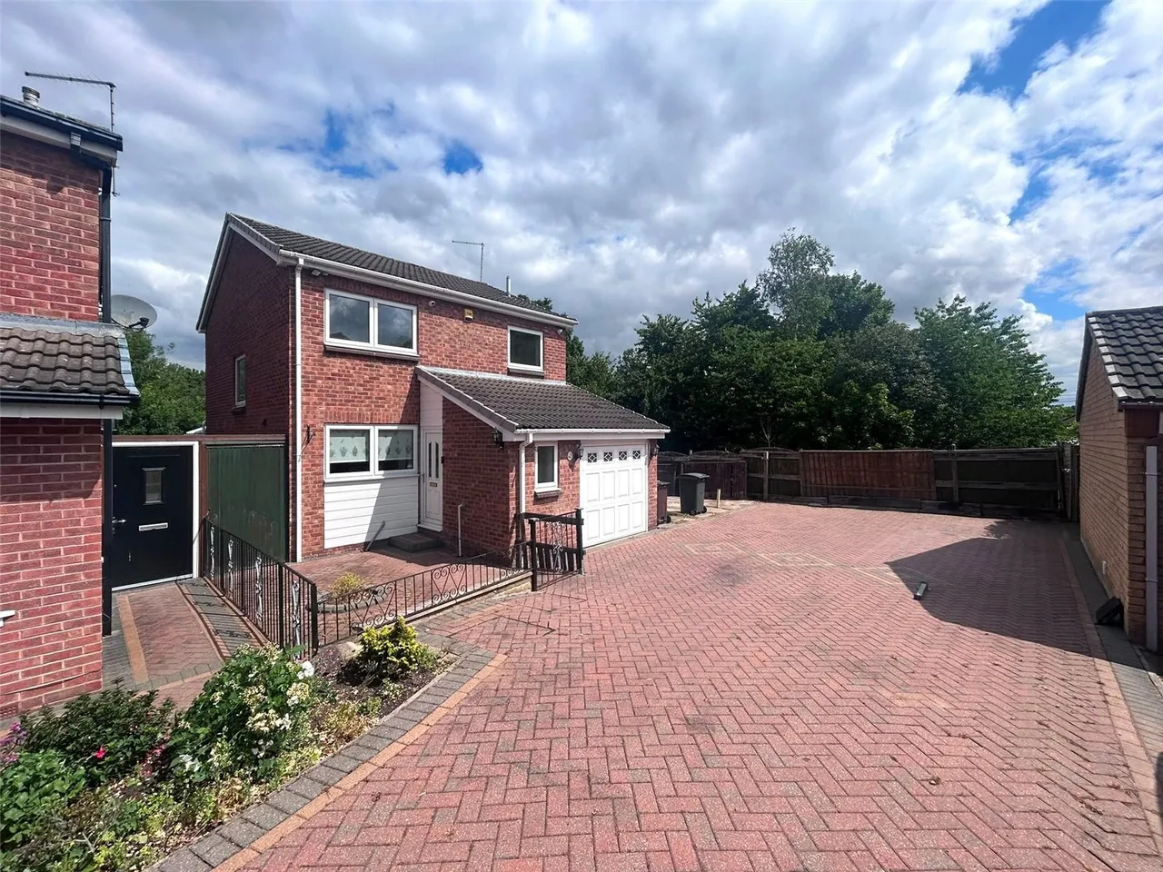 Beckton Court, Waterthorpe, Sheffield, South Yorkshire, S20, photo 16