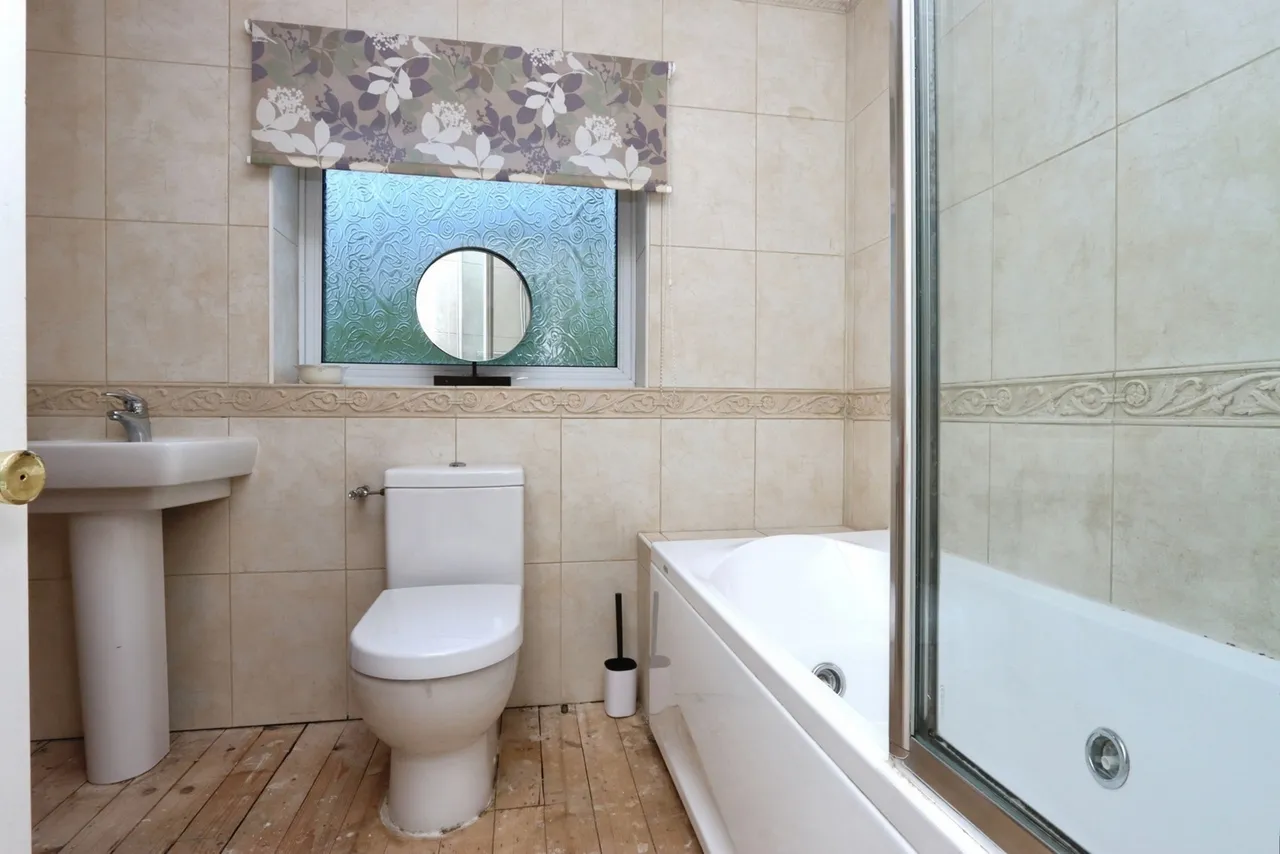 Beckton Court, Waterthorpe, Sheffield, South Yorkshire, S20, photo 12