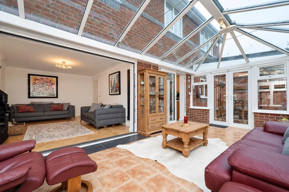 Knowles Wood Drive, Chorley, PR7, photo 2