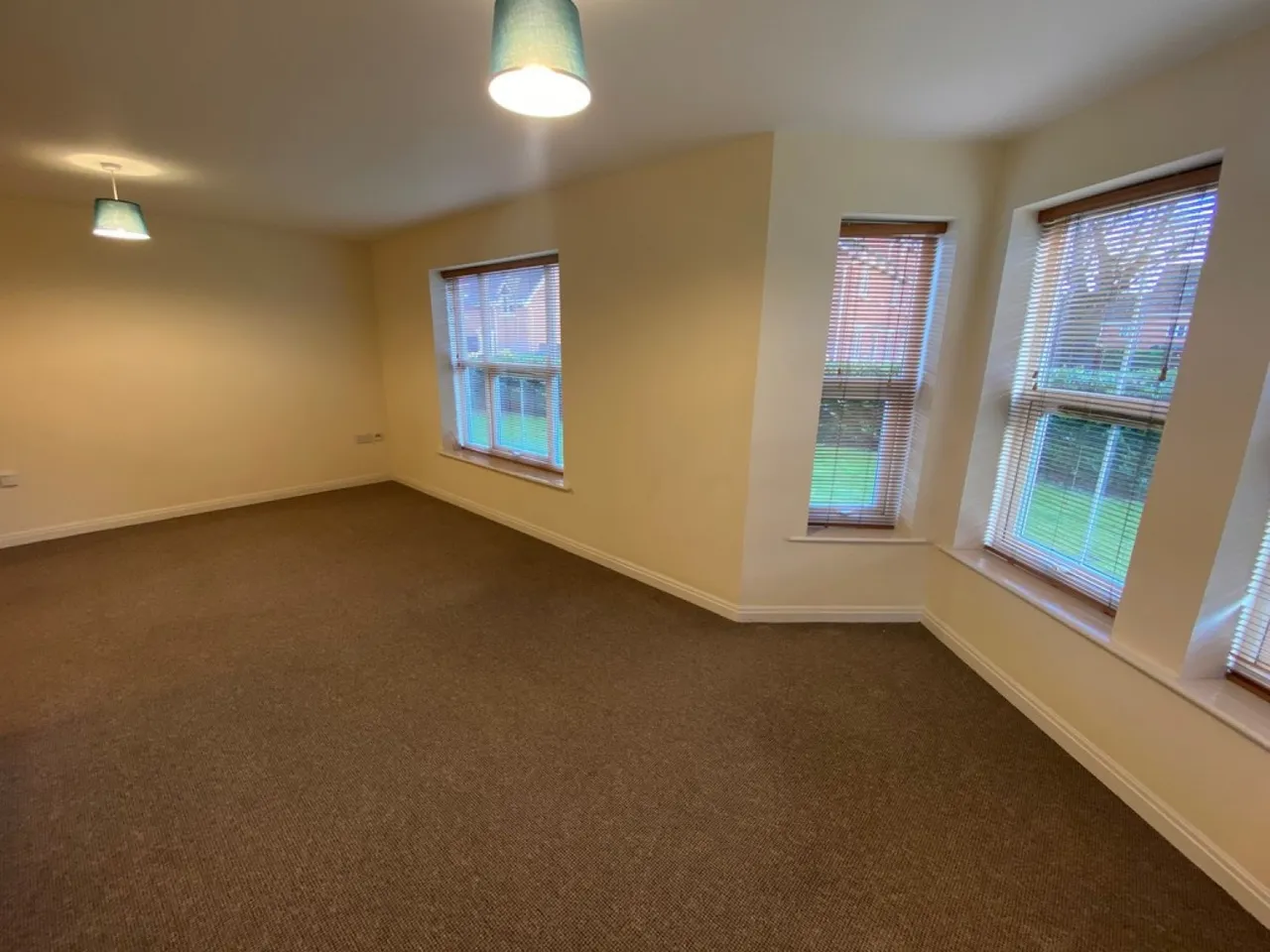 Lambert Crescent, Nantwich, photo 3