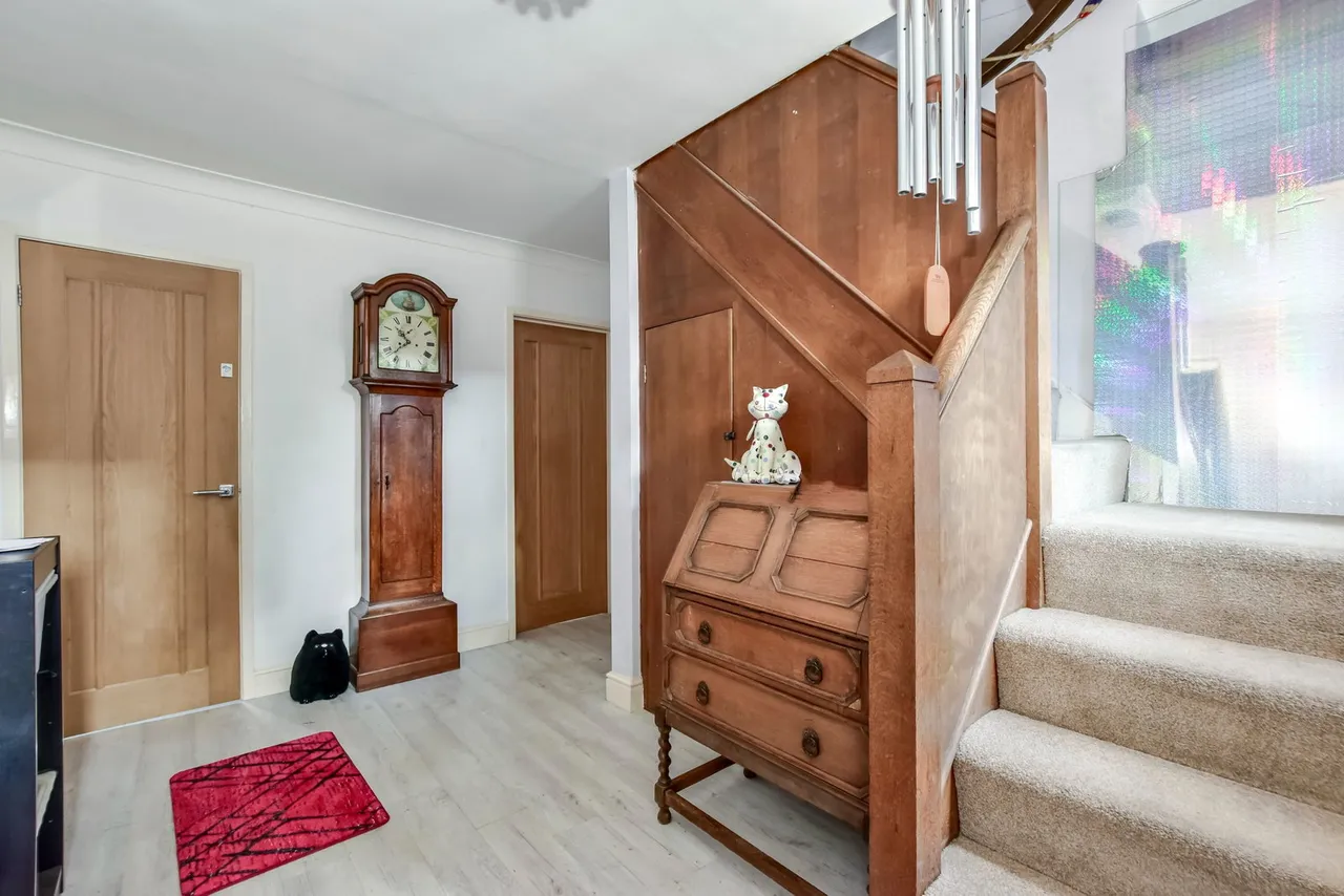 Barnes Lane, Kings Langley, WD4 9LB, photo 2