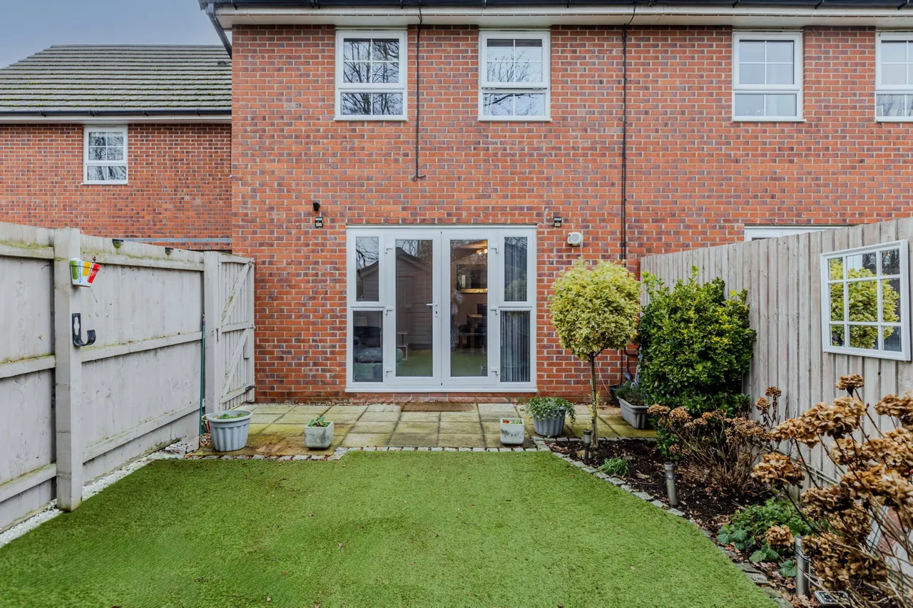 Halliwell Court 4 bedrooms 2 bathrooms, quiet location Sandbach, photo 11