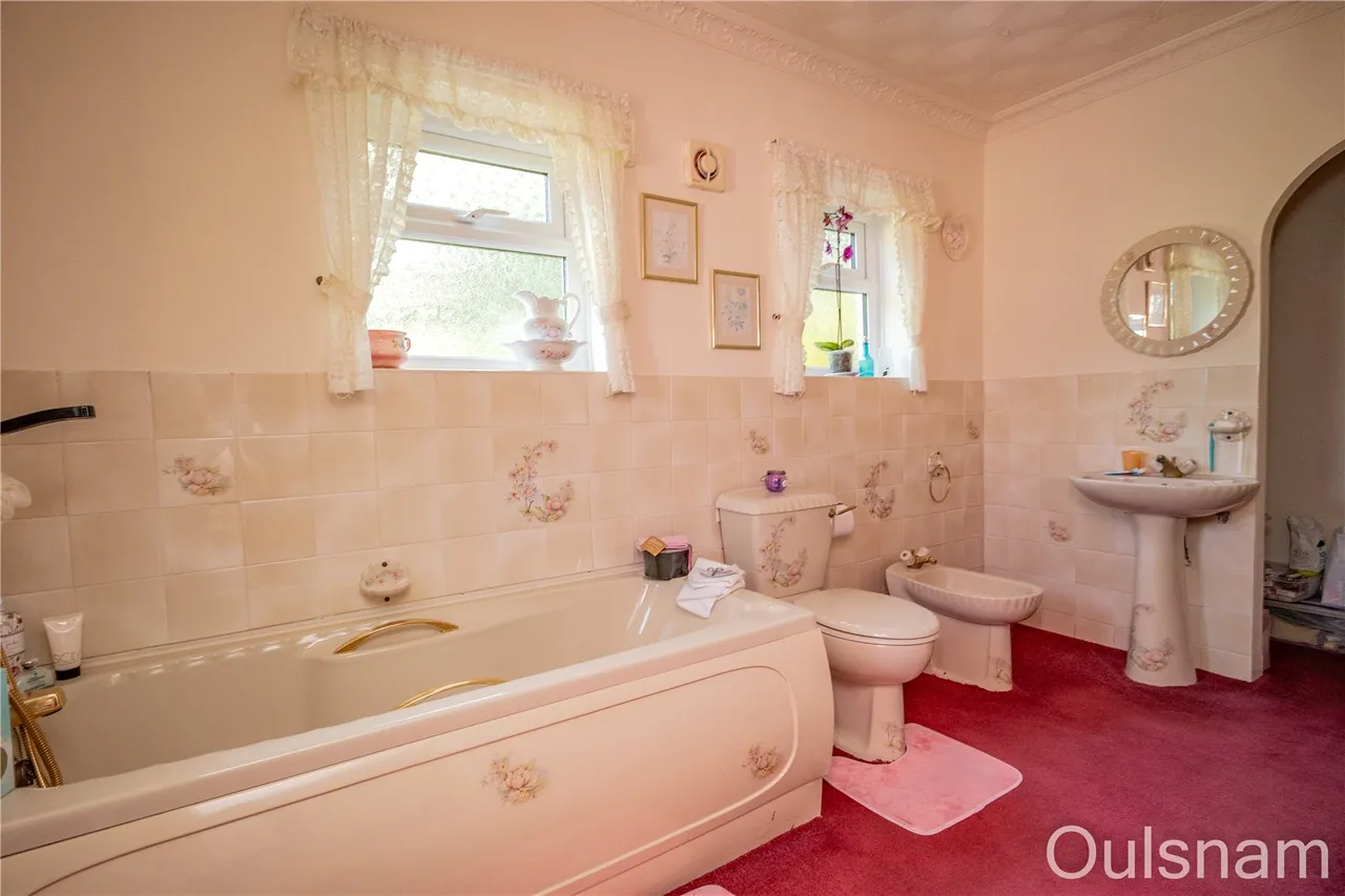 Victoria Road, Dodford, B61, photo 19
