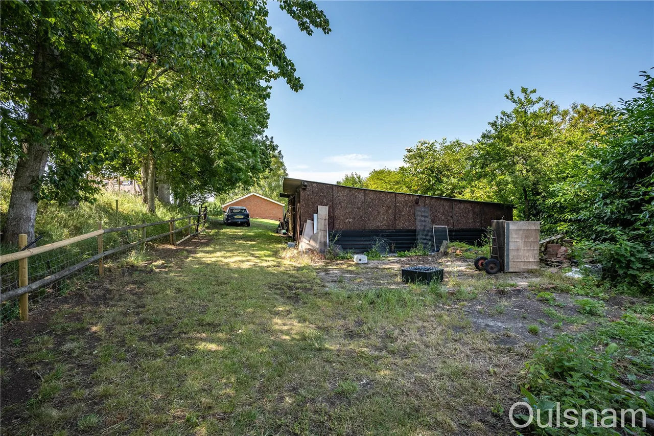 Victoria Road, Dodford, B61, photo 57