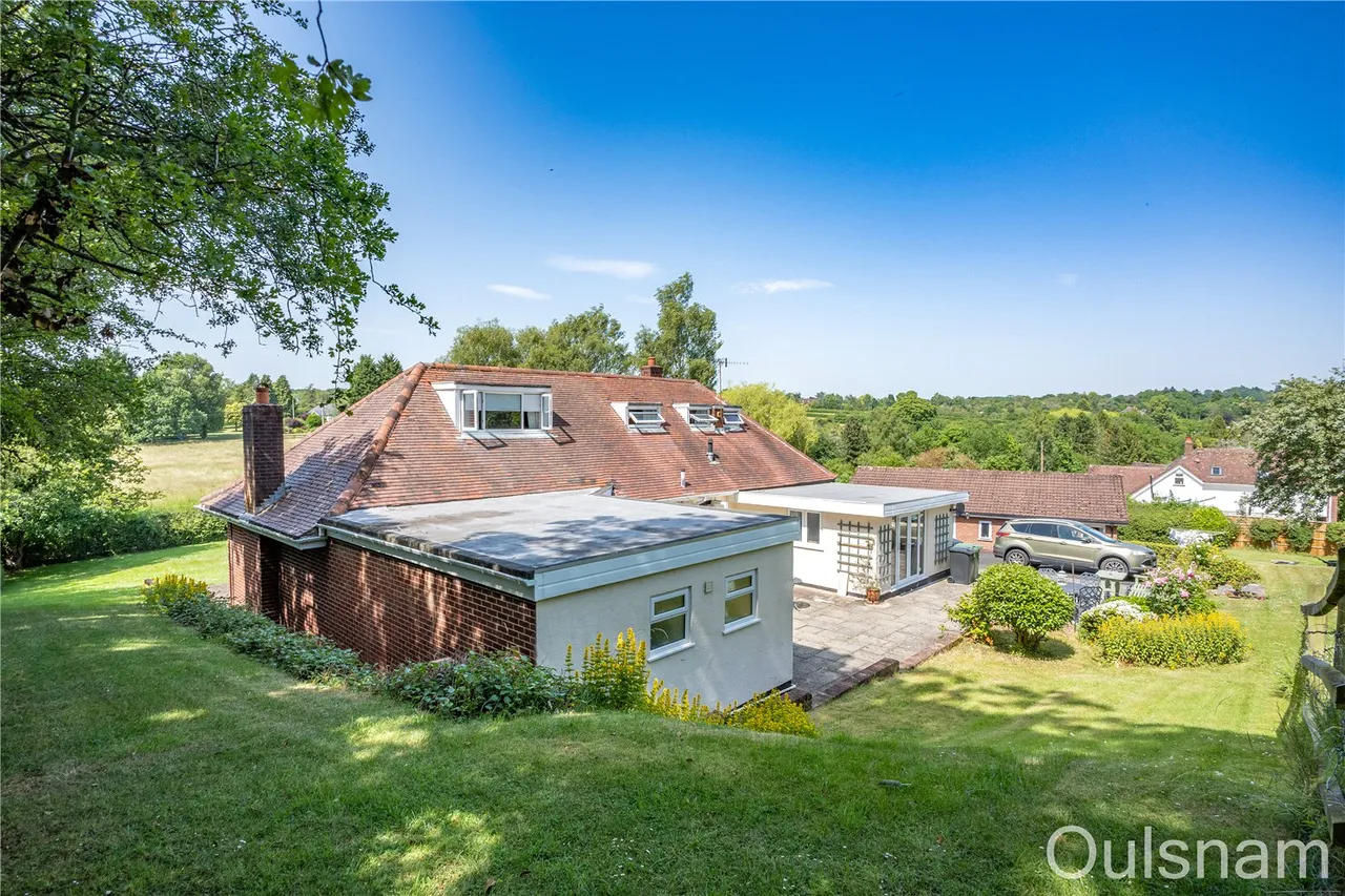 Victoria Road, Dodford, B61, photo 5