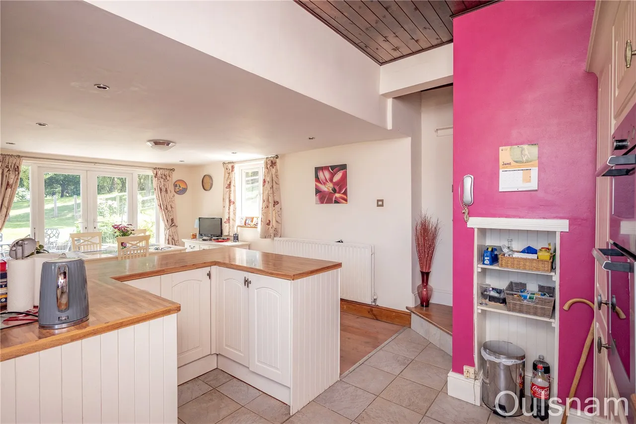 Victoria Road, Dodford, B61, photo 12