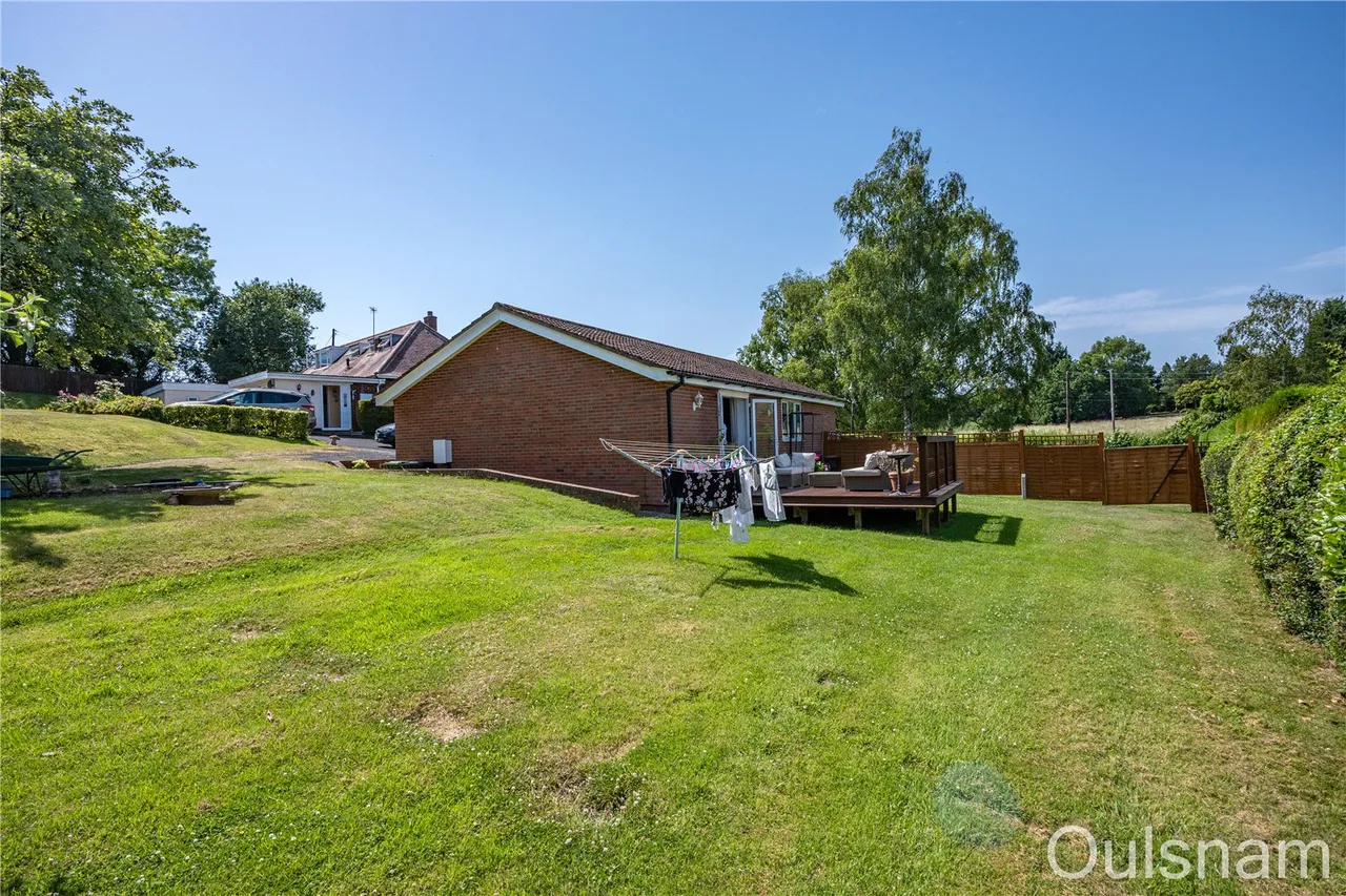Victoria Road, Dodford, B61, photo 54