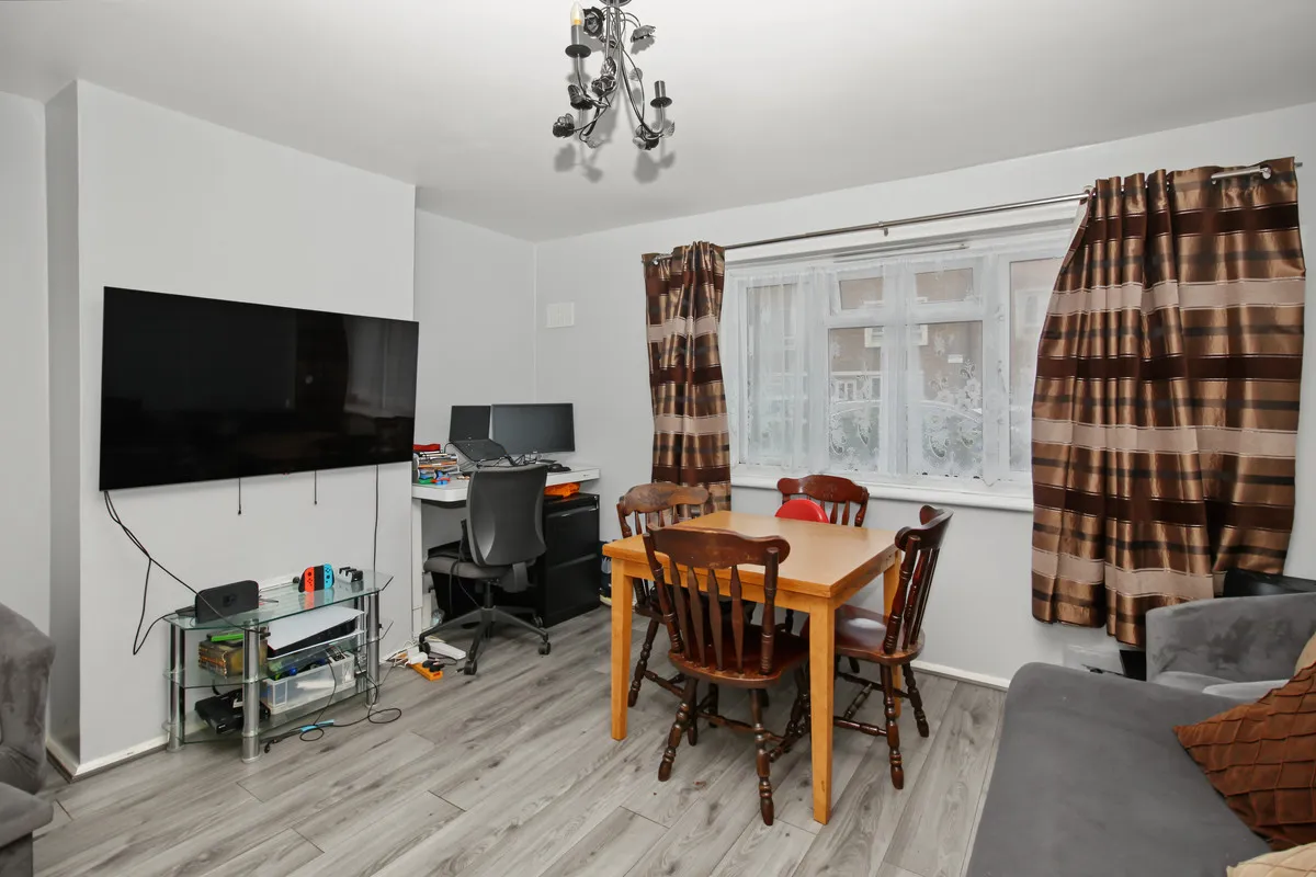 Telham Road, London, E6, photo 6