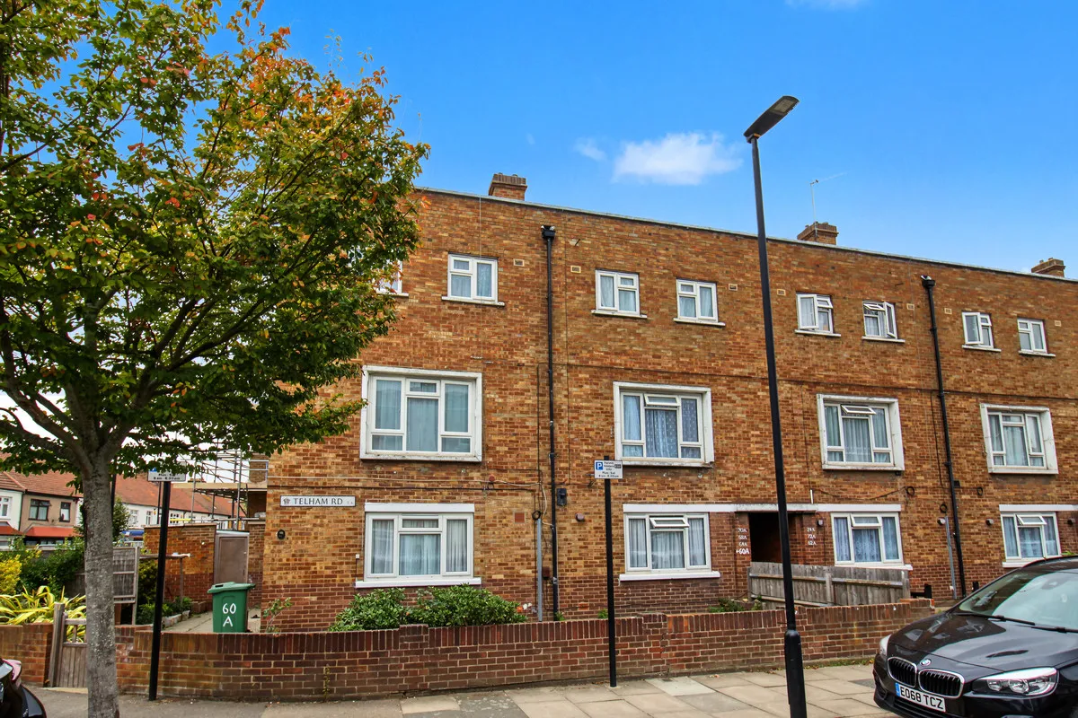 2 bed flat for sale, Telham Road, London, E6