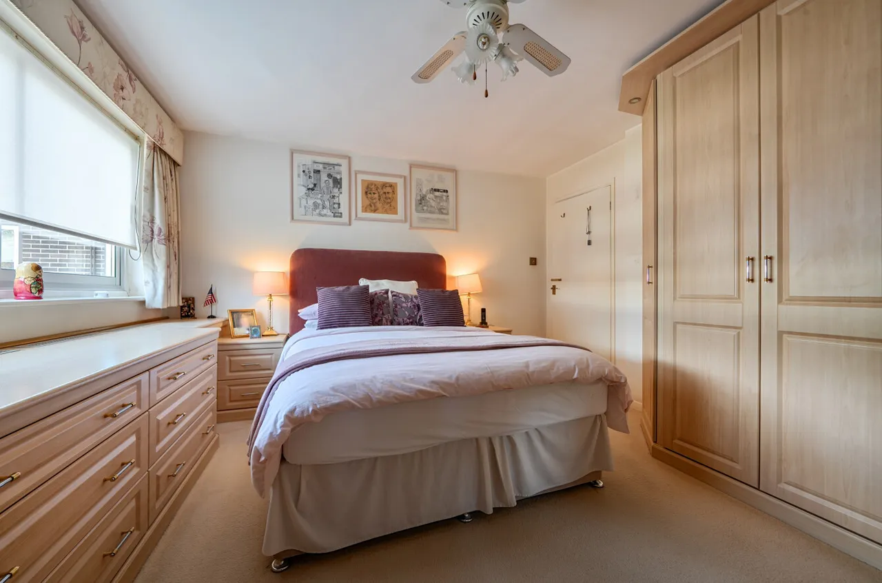 Station Road, New Barnet, Barnet, EN5 1QY, photo 12