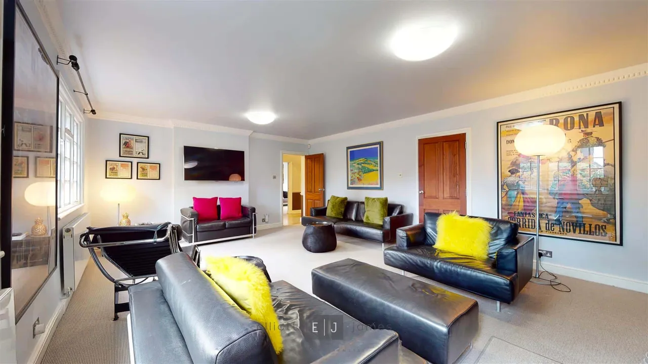 Church Lane, Loughton, photo 7