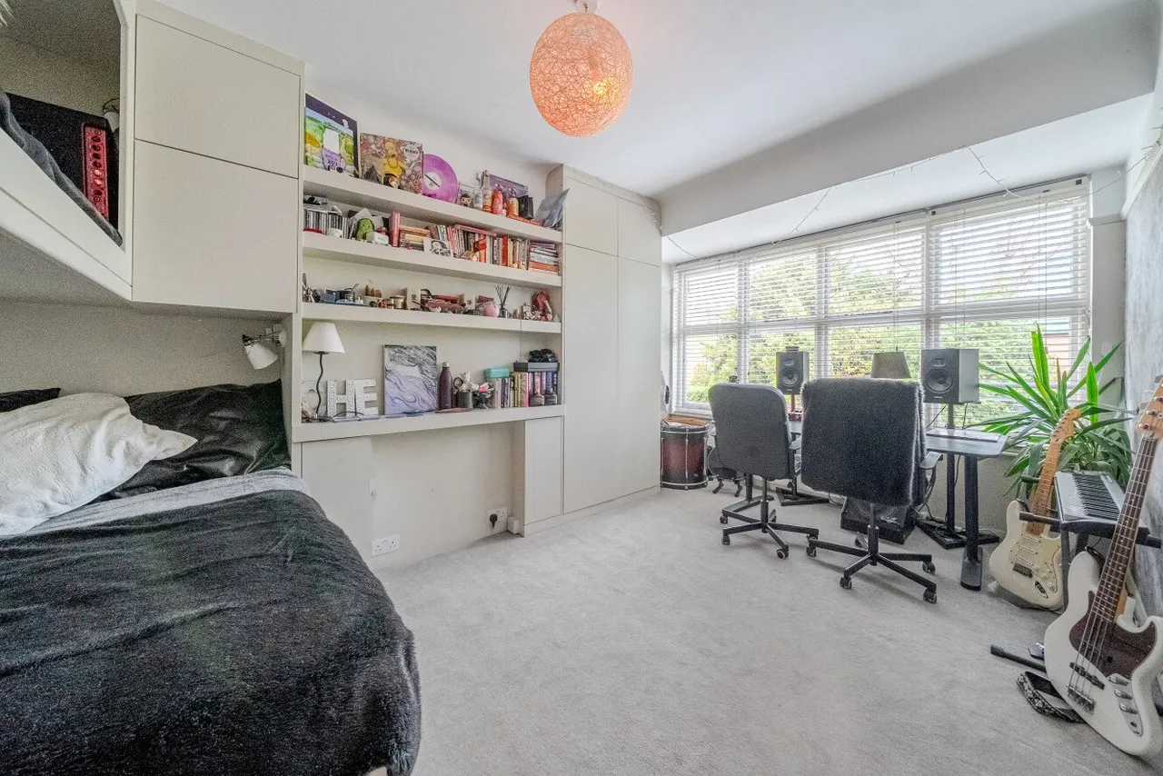 Birchlands Avenue, Battersea, SW12, photo 14