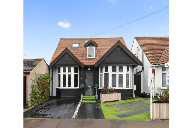 5 bed house for sale, Forterie Gardens, Ilford, IG3