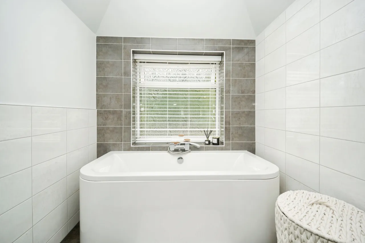 Fabian Crescent, Solihull, B90, photo 13