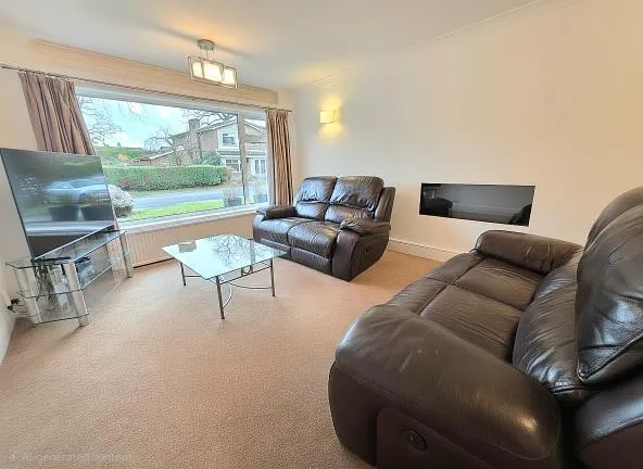 Gleneagles Road, Heald Green, photo 10