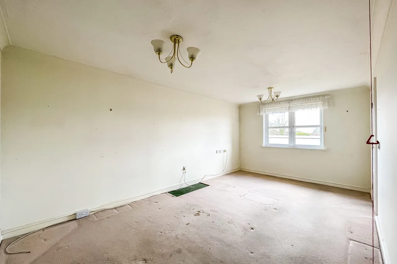 Flat 36, Kings Court Salisbury Street, Fordingbridge, Fordingbridge, SP6 1AL, photo 3