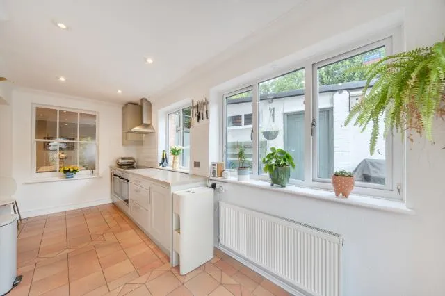 Westfield Road, Woking, GU22, photo 10